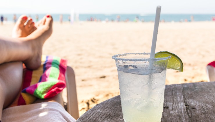 bebida en la playa