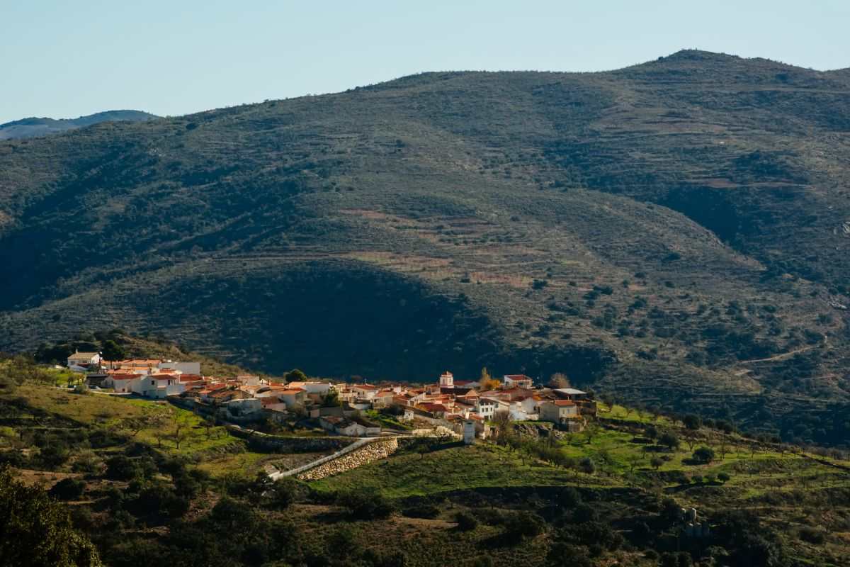 ¿Conoces el pueblo más pequeño de Andalucía?