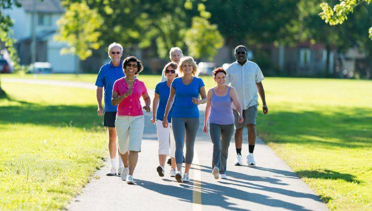 caminar paseo andar gente deporte